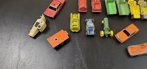 Lot Of 17 Vintage Metal Cars Diecast Tootsie Toy - Picture 3 of 16