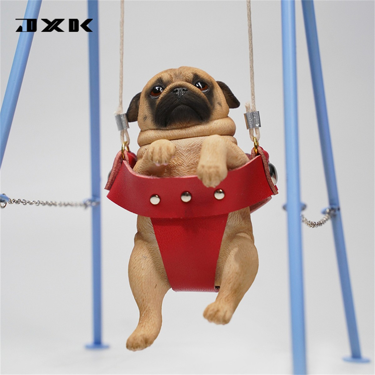 JXK 1/6 Pug on the Swing Model Cute Dog Animal Figure Soldier