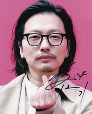 LEE DONG HWI signed autograph 20x25cm THE ROUNDUP in person autograph ACOA