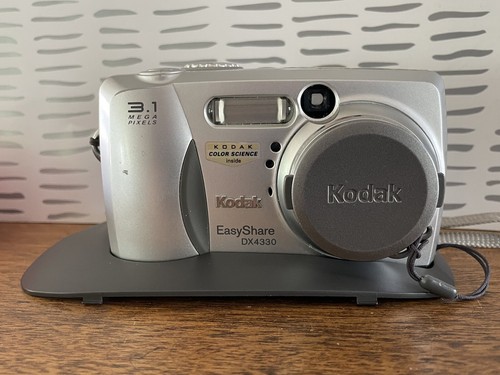 Kodak EasyShare DX4330 Camera and Charging Tray Lithium Battery Powered Untested - Picture 2 of 13