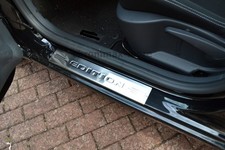 Einstiegsleisten passend für Renault Clio /Grandtour IV Bj ab 2013 > mit Prägung