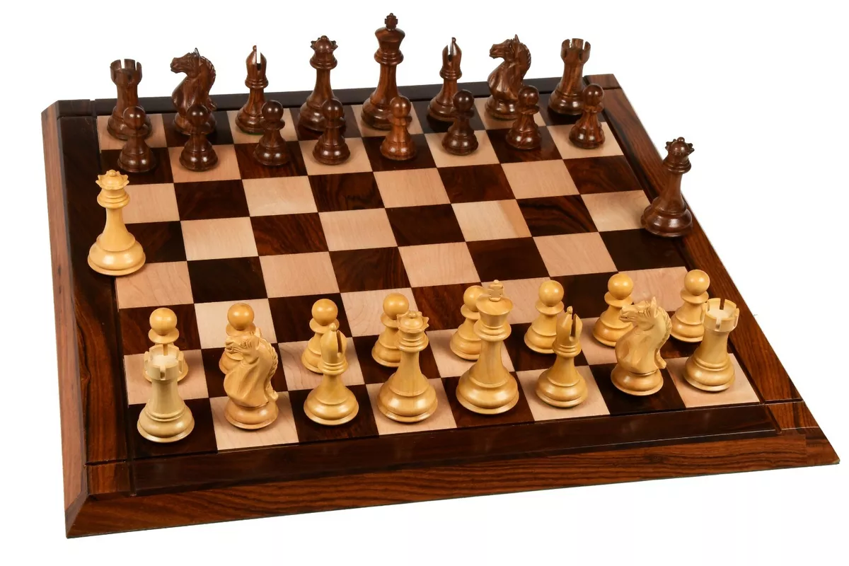 The Kings Bridle Series Complete Chess Set Boxwood & Sheesham 