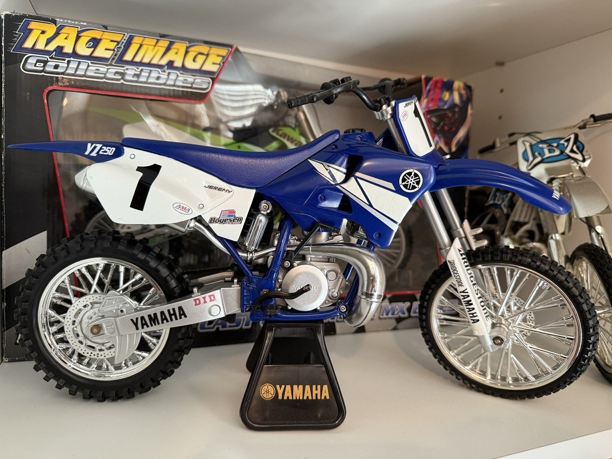 YAMAHA YZ250 ！1/6スケールモデル！バイク！ 1/6 scale YZ250 Jeremy McGrath Replica Motocross Supercross Bike