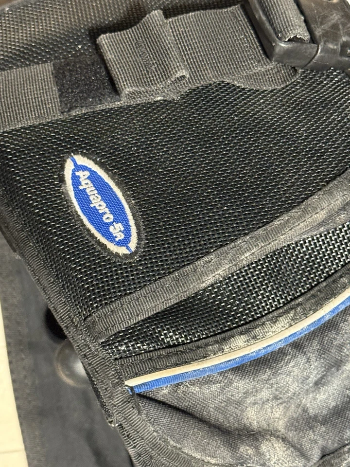 Chaleco de buceo compensador de flotabilidad Aquapro 5r Cressi con bolsillos de peso BC / BCD Foto 4 de 4