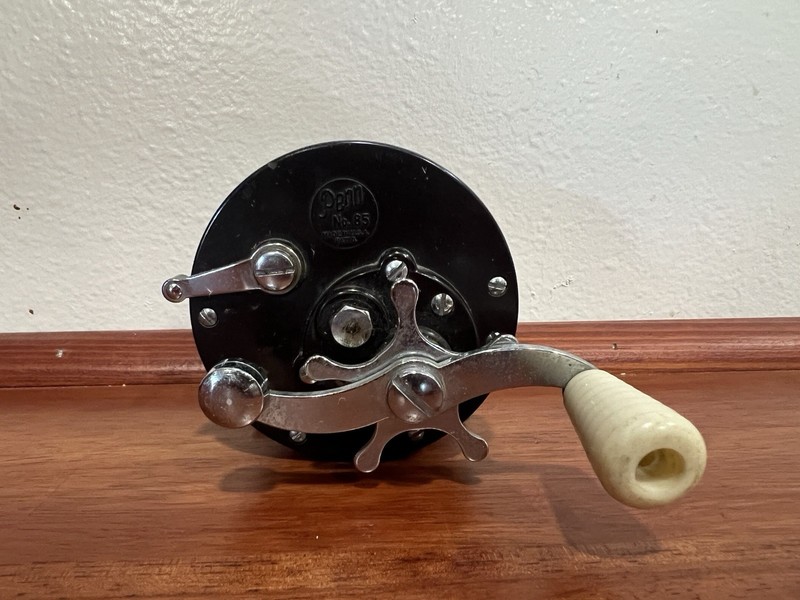 Vintage Penn No. 85 Saltwater Fishing Reel 