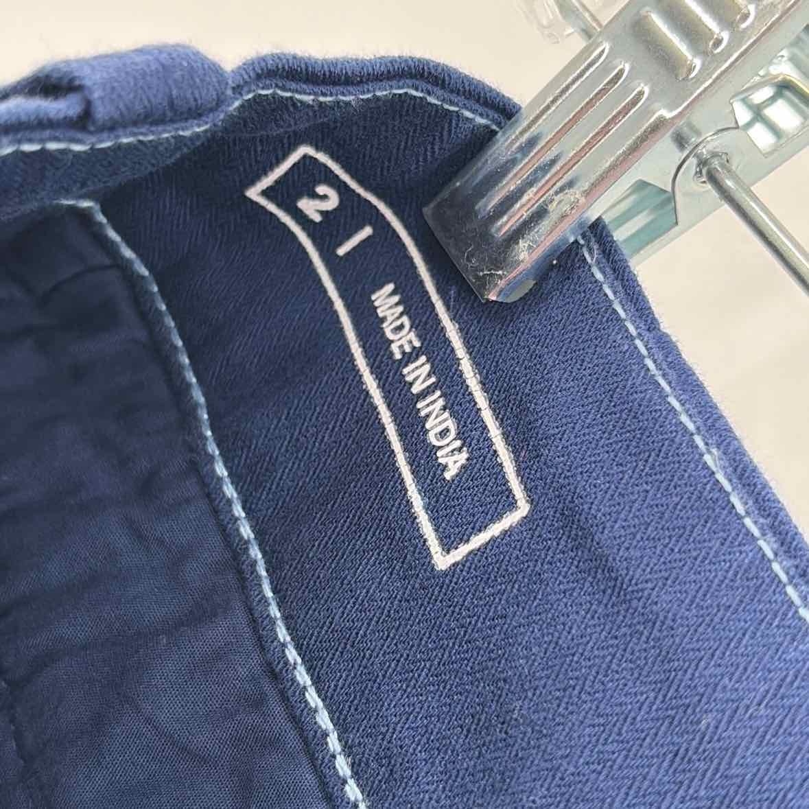 Pre-Owned Vineyard Vines Navy Size 2 Basic Shorts - image 3