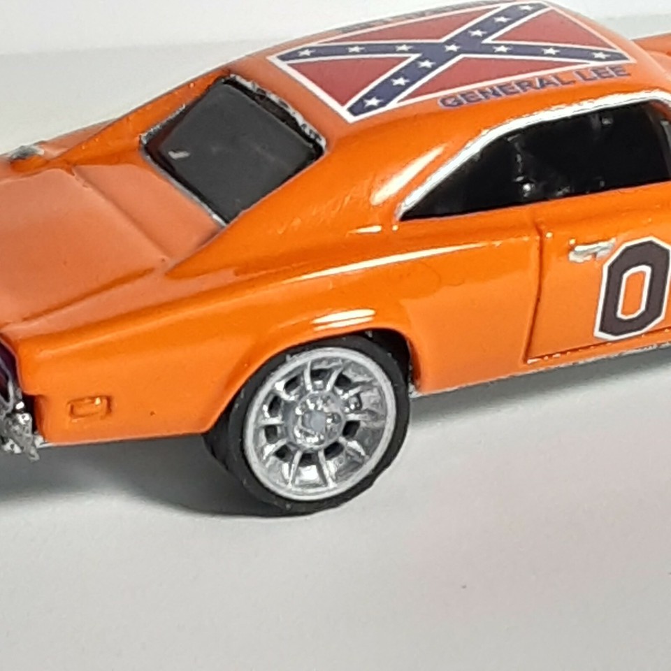 CUSTOM GENERAL LEE WHEELS FITS ON HOT WHEELS 1/64 SCALE Car not include ...