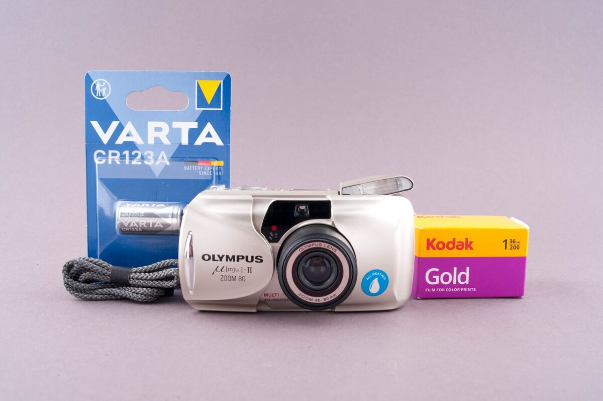 Olympus MJU II Zoom 80 Quartz Date 35mm Point & Shoot Film Olympus MJU II Zoom 80 Quartz Date 35mm Point & Shoot Film