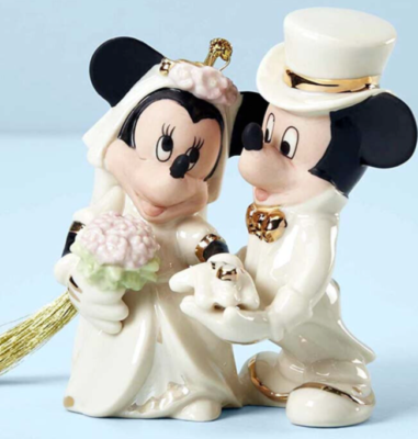 Lenox Disney Minnie's Dream Wedding ORNAMENT Shows Ring w/Mickey