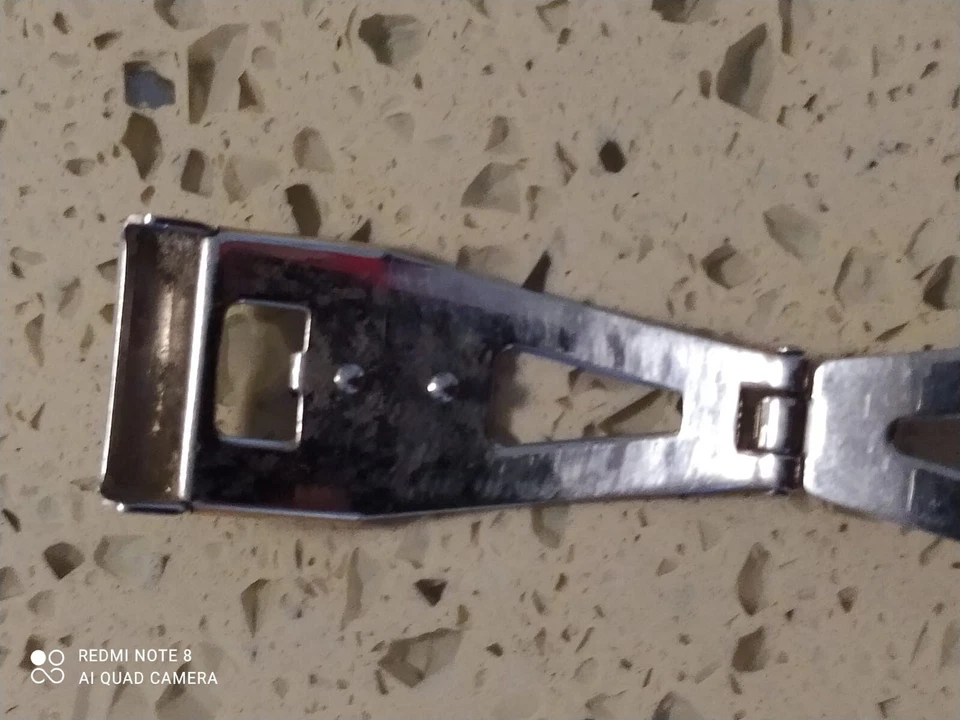 Hebilla Original Di-Modelo Ref Patente UK 2294862 Chapada en Oro 18mm Usada Foto 3 de 4