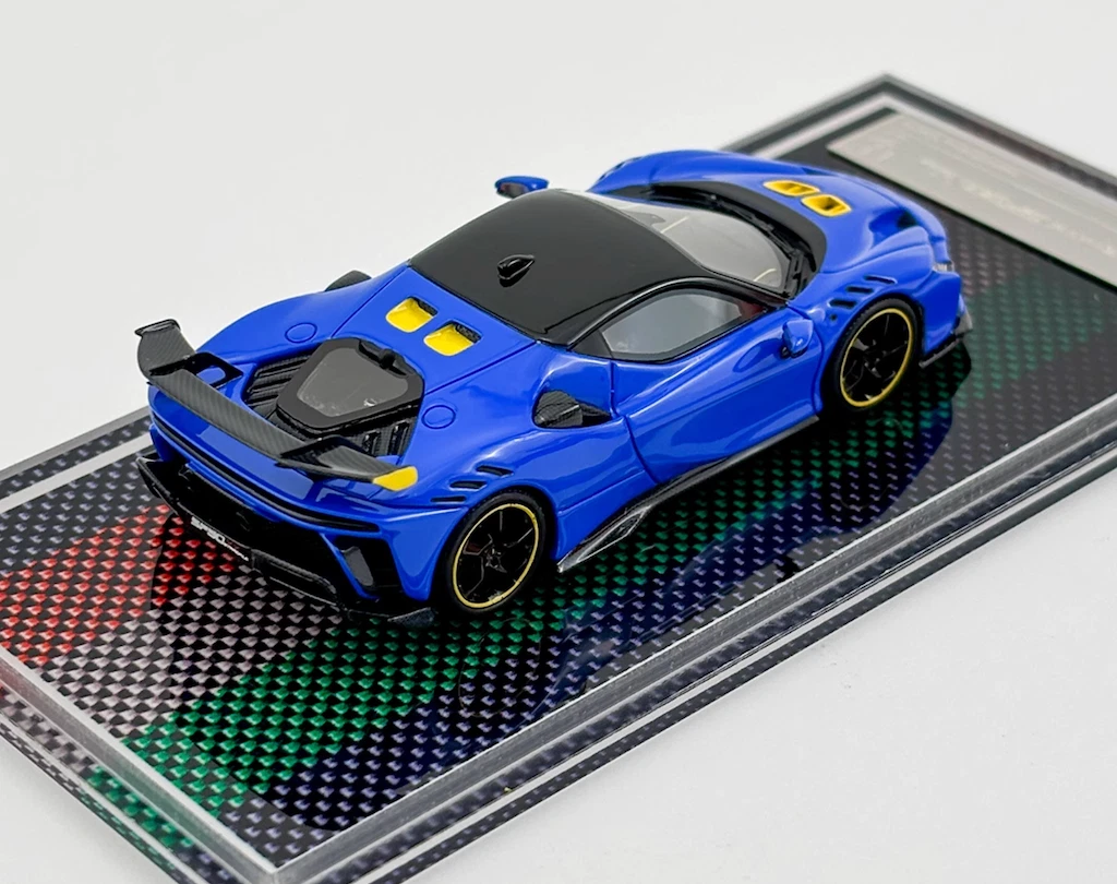 440ina 　U2 1/64 SF90 ミニカー U2 1:64 White SF90XX Stradale Racing Sports Model Diecast