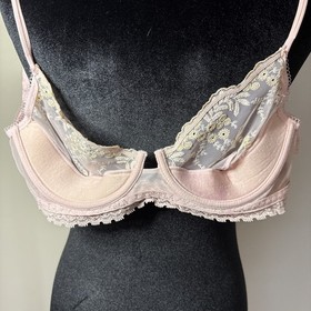 La Perla Sheer Embroidered Lace Underwire Bra &ndash; Blush Pink - 34C
