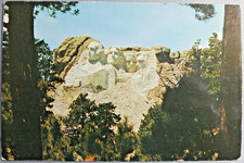 Postcard - South Dakota, Mount Rushmore
