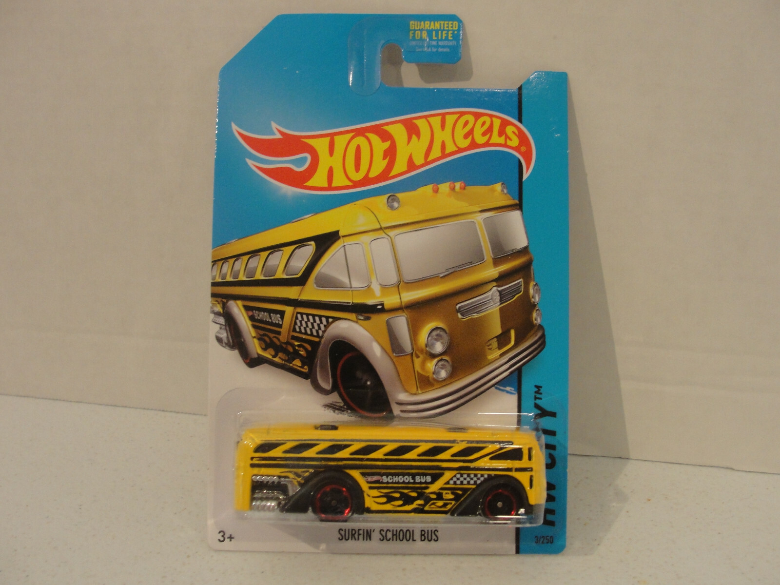 2014 Hot Wheels #3 HW City-HW City Works SURFIN' SCHOOL BUS Yellow 