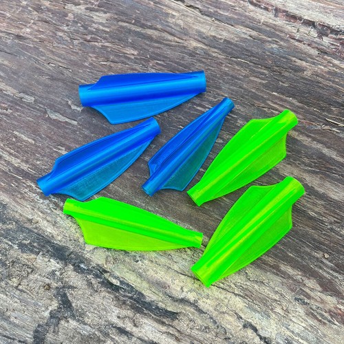 1.75" Pfeilfedern Kunststoff Einteilige Fletches Vanes Bogenschießen Pfeilschaft - Picture 9 of 17
