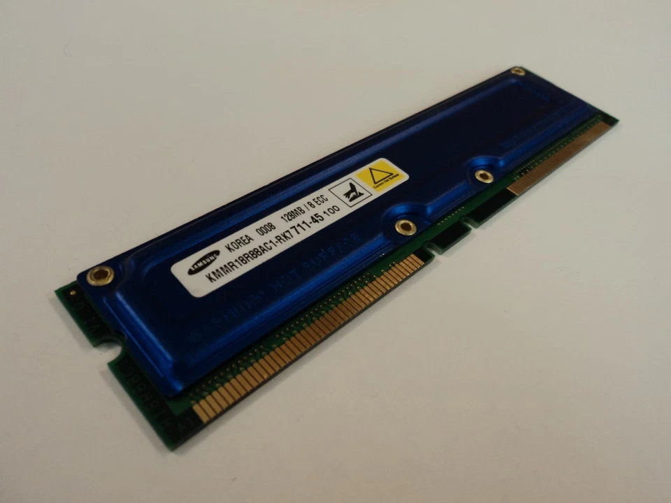 Samsung RAM Memory Module 128MB PC700 RDRAM RIMM ECC KMMR18R88AC1-RK7 - Image 2 of 4