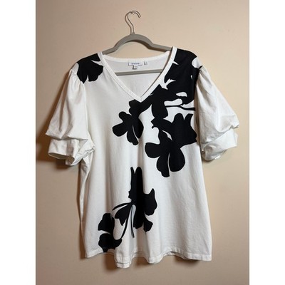 Chico's Black White Floral Puff Sleeve V-Neck Top Size 4 XXL Cotton Stretch Tee