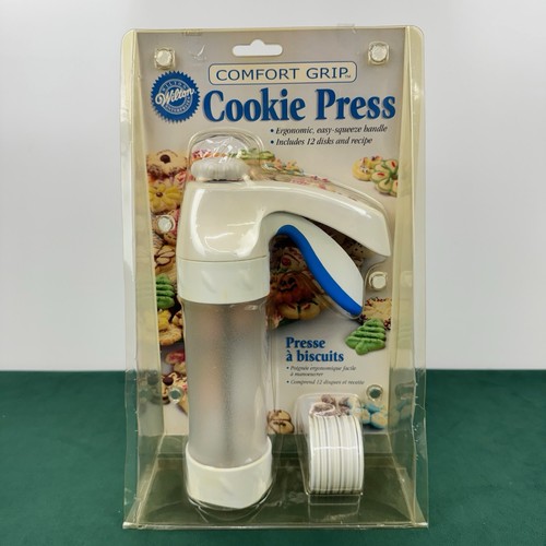 Wilton Simple Success Cookie Press 13 Piece Classic Spritz Cookie Shapes