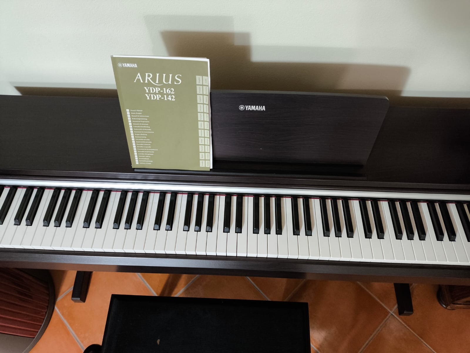 Yamaha ARIUS YDP-142 pianoforte digitale usato