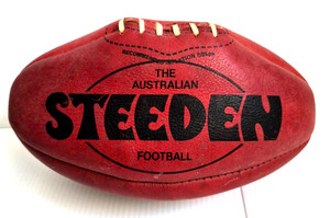 Vintage Steeden Carnival Australian Football - Bar Decoration