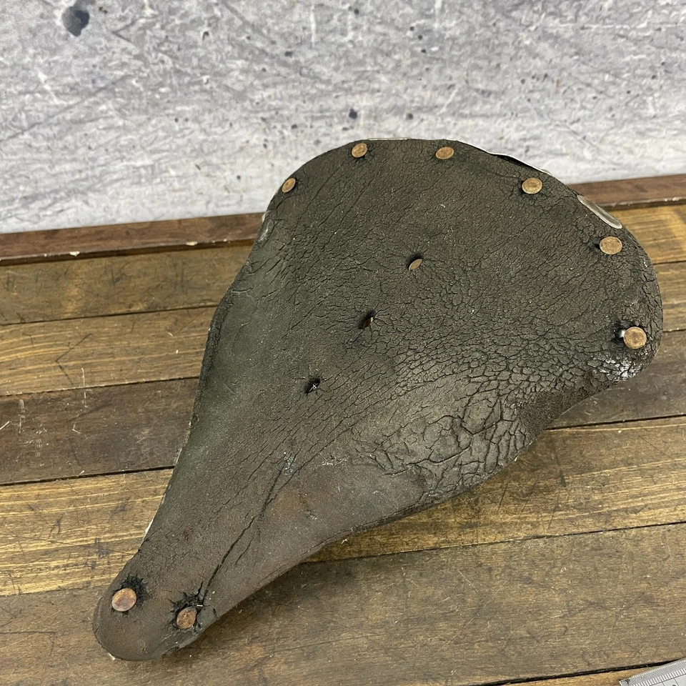 Sillín de cuero Brooks vintage asiento de bicicleta Inglaterra REPUESTOS REPARACIÓN restauración de sartén de resorte Foto 3 de 4