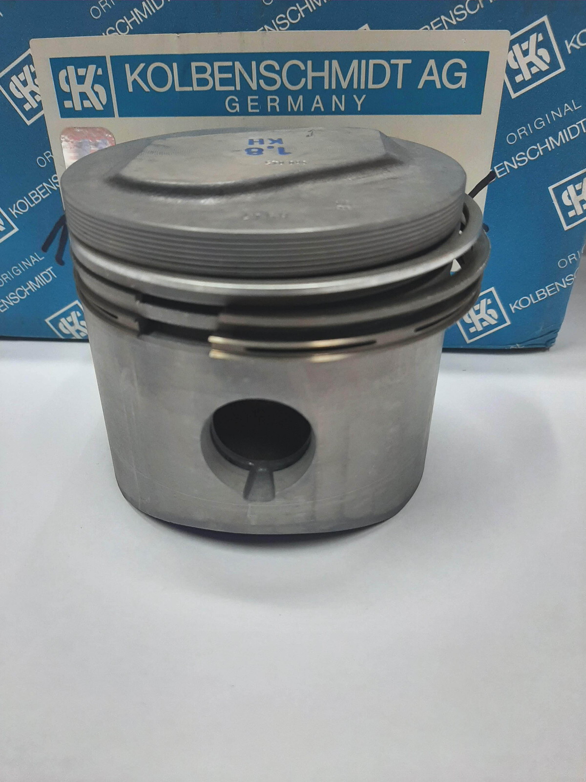 PISTONS SET W/RINGS/PINS KS 89.47mm - BMW 1800/1802/518  