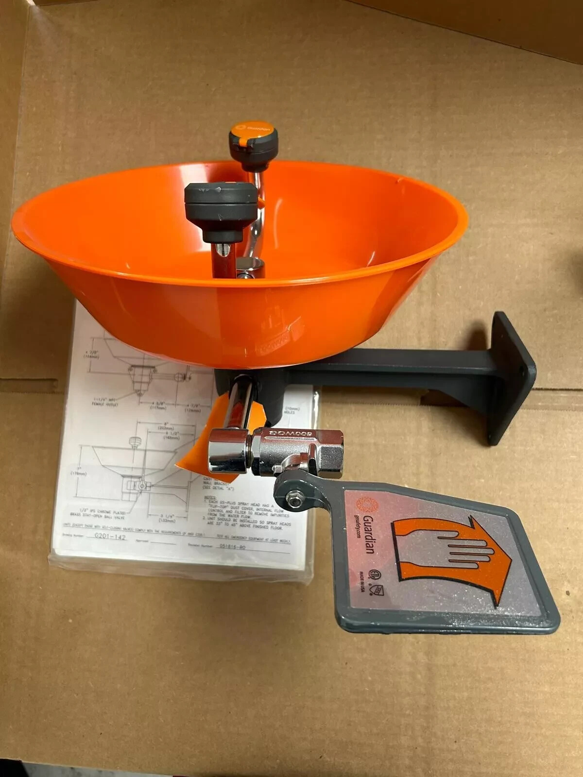 Eyewash Station,wall Mnt,plastic,15-5/8w 2lvh5