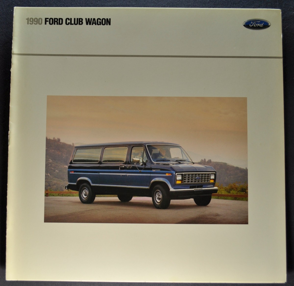1990 Ford Club Wagon Van Truck Catalog Brochure XLT Excellent