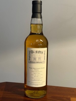 Highland Park 17 Jahre, first fill Bourbon  b. Whisky, Einzelfassabfüllung 55,5%