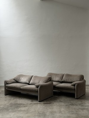 Cassina Maralunga Grey Striped Two Seater Design 70s Sofa Magistretti 1/2