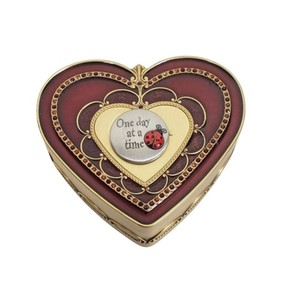 Things Remembered Heart Keepsake Box Gold Velvet Lined Jewelry Valentine Gift