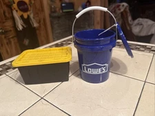 Lowe’s Teeny Tote Mini Storage Container and Tiny Bucket with Lid NEW
