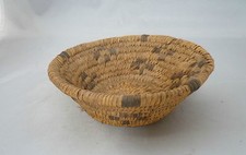Native American Weave Basket PIMA BOWL Very Nice Design. Approx 2" T x 5.5" W