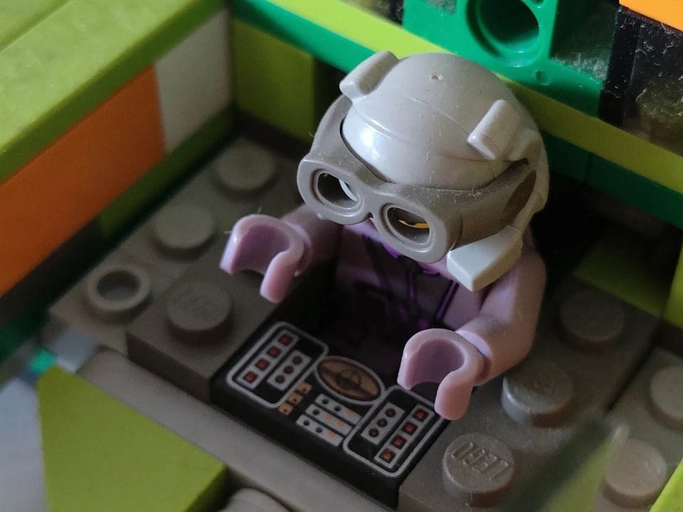 LEGO Star Wars 7133 Bounty Hunter Pursuit, foto 2 di 5
