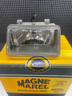 Front right fog lamp (white light) Magneti Marelli Lancia Delta