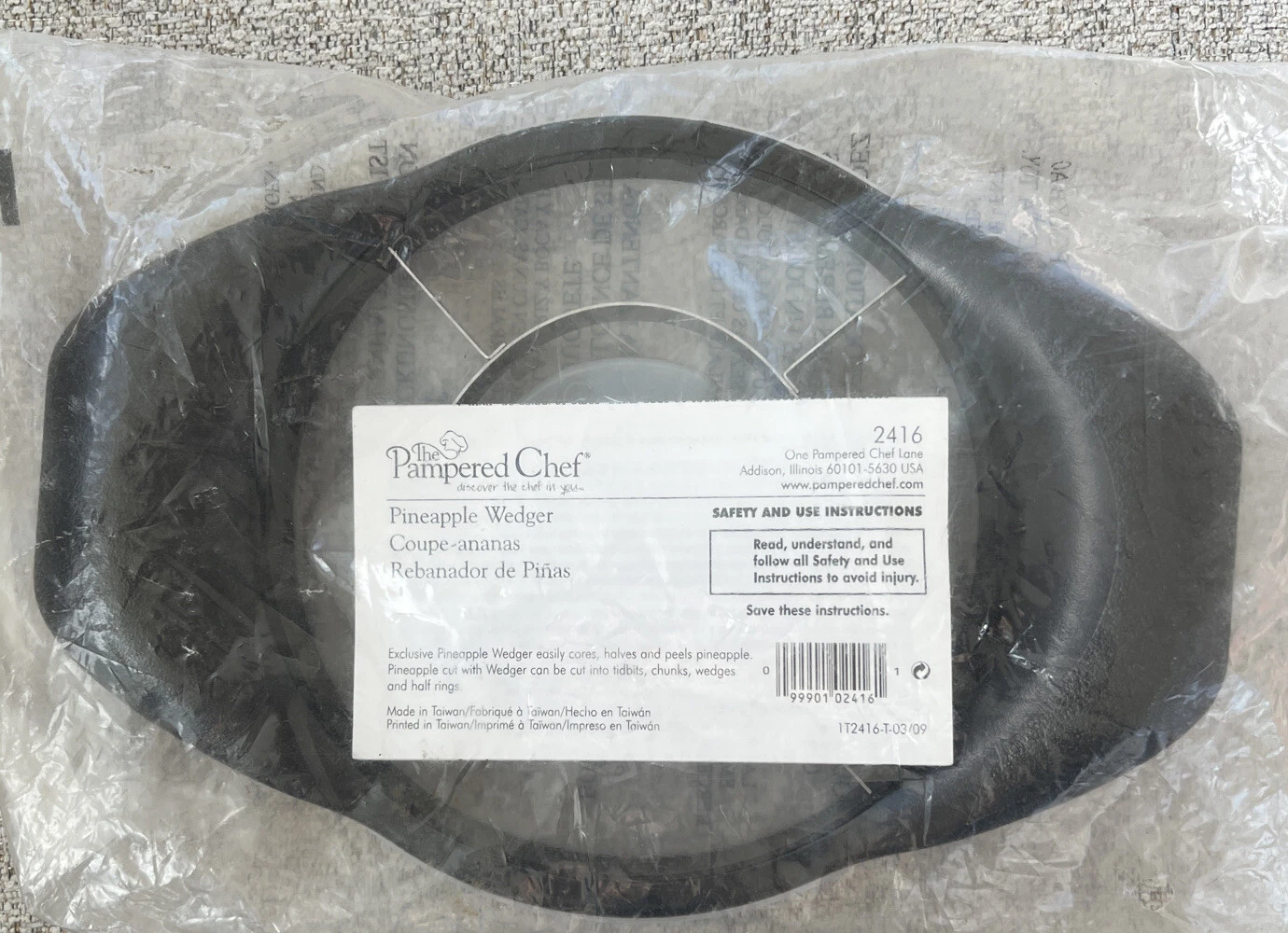 Pampered Chef Pineapple Wedger Corer Slicer #2416 New In Package
