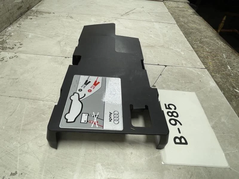 2008 AUDI A6 SEDAN BATTERY COVER CAP OEM+ - Image 2 of 4