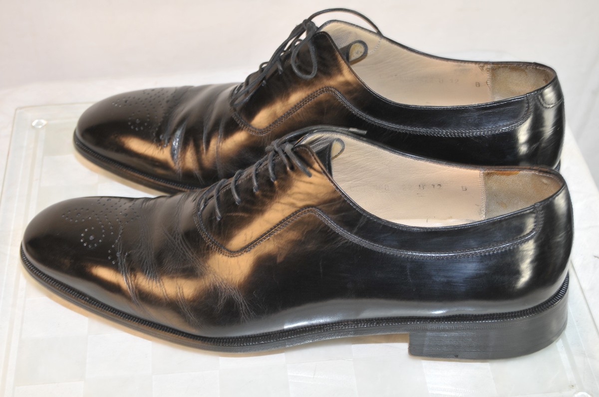 Salvatore Ferragamo 12 B Lavorazione Originale Black Leather  display picture 1