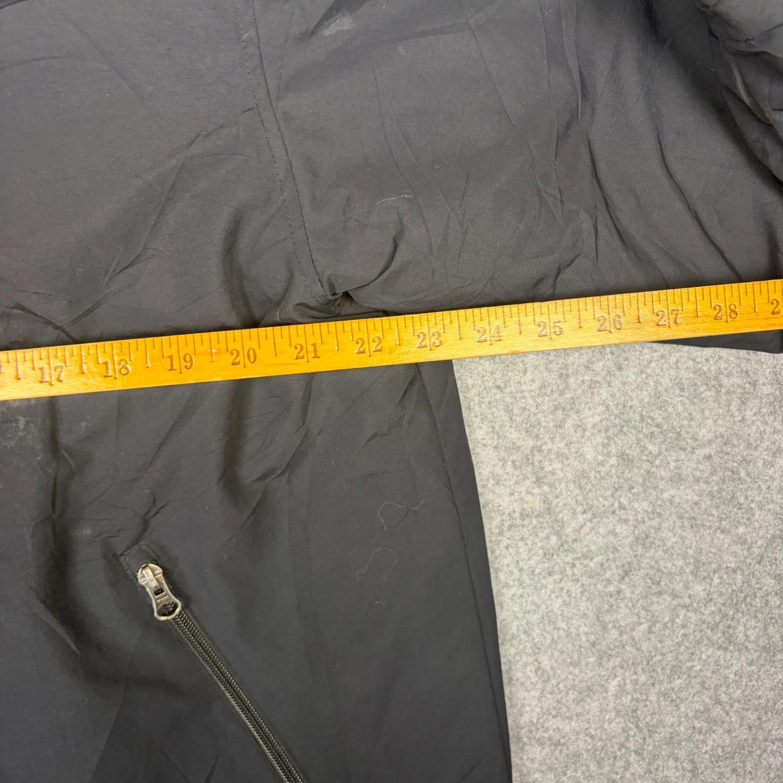 Lands End Squall Jacket Mens Large 14-16 Black Fleece Lined Insulated Full Zip - product detail image 5
