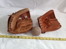 SPALDING The REBEL  dwight gooden Baseball Gloves Right Handed, 1 leather.
