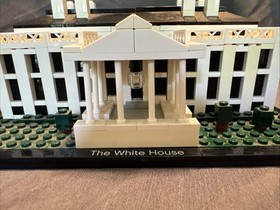 LEGO ARCHITECTURE: The White House (21006) No Box, Missing A Couple