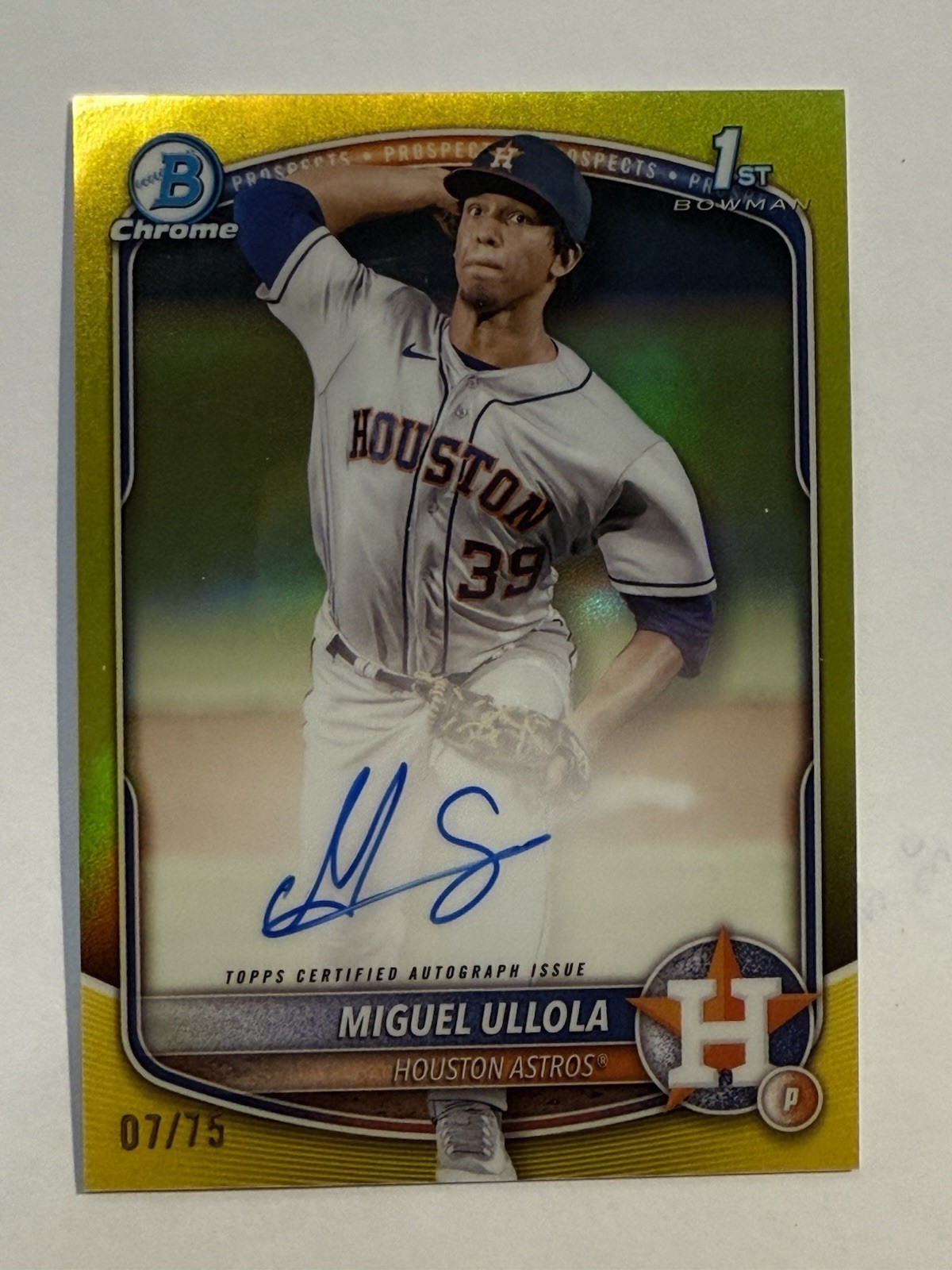 2025 Bowman Chrome Miguel Ullola auto 1st Bowman Yellow Refractor 07/75