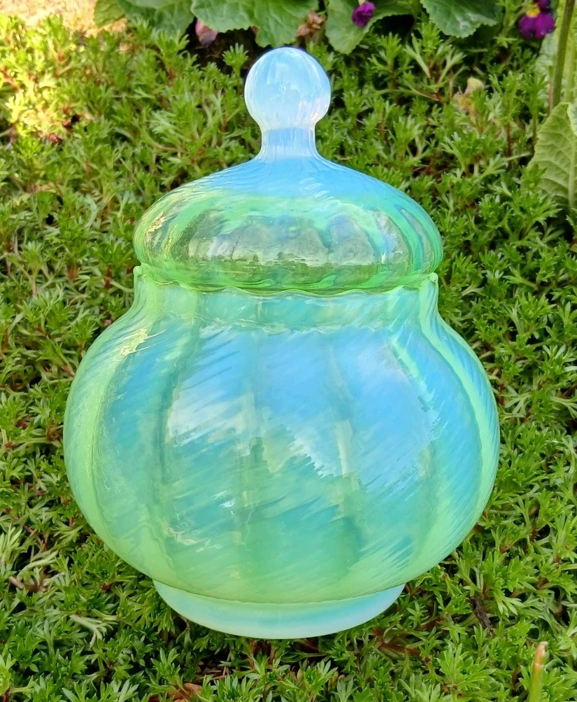 Glass Décor Apothecary Jars for sale