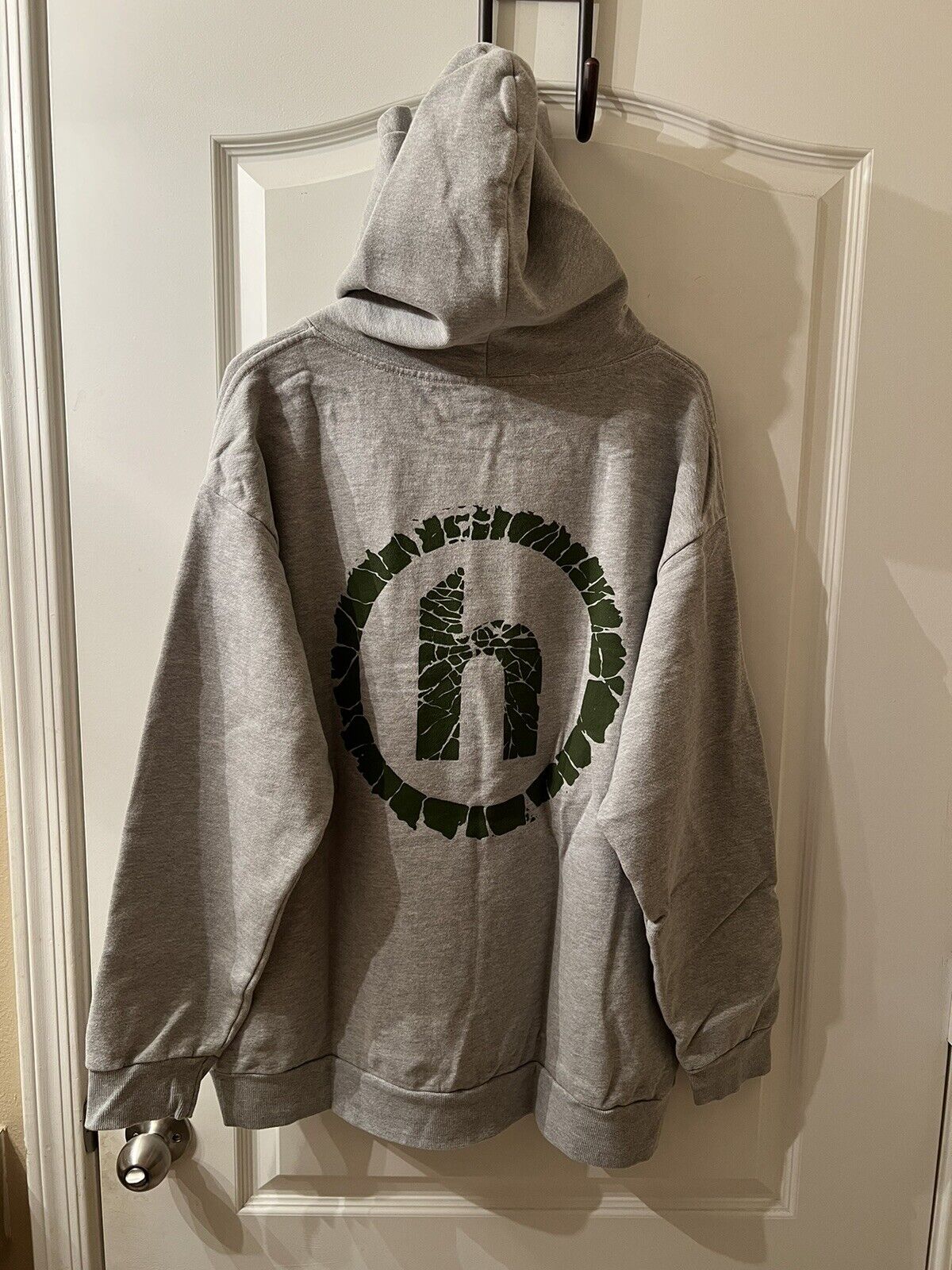 Hidden NY cracked h logo hoodie mens size large brand new with ...