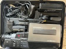 JVC VHS GF-S550 CAMCORDER Case and Cables Included BUNDLE UNTESTED