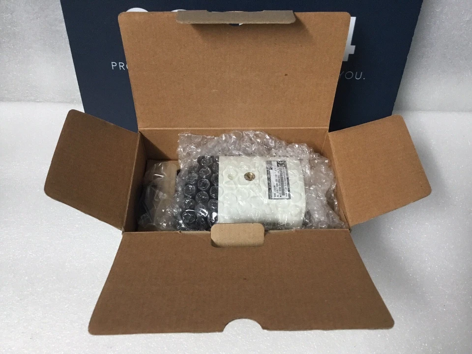 Security Color Camera 2.8-12mm 700TVL OSD 960H NTSCBracket SAMSUNG SCB-2005N NEW - Image 4 of 4