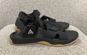 nike acg air deschutz sandal