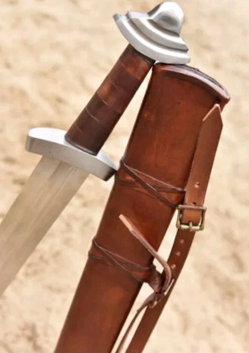 Hermosa espada anglosajona, lista para la batalla (roma 3 mm) Foto 2 de 4