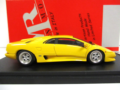 MR COLLECTION MODELS - 1993 LAMBORGHINI DIABLO VT (YELLOW) - 1/43
