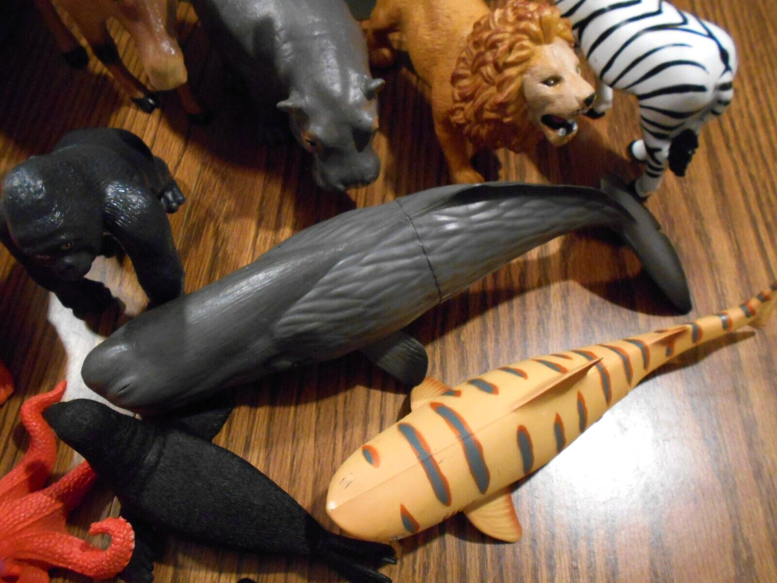 Learning Resources LOT OF 19  Jumbo & small animals & Sea life,  wild animals